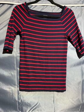 GAP Navy Blue & Red Striped Short Sleeve Top